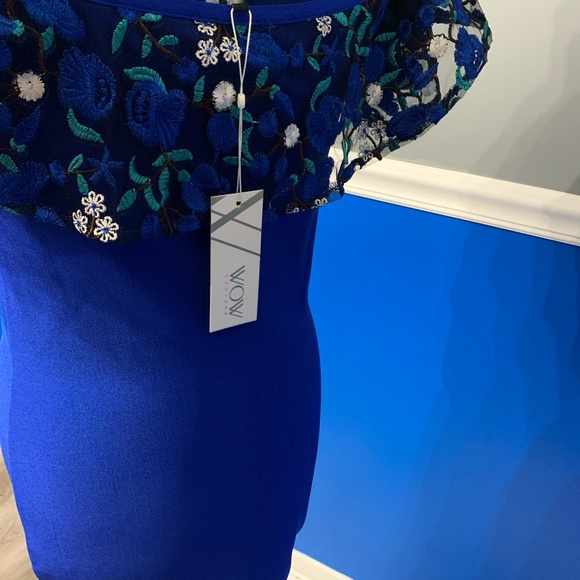 - WOW COUTURE DRESS - Picture 4 of 8